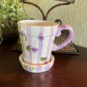 Lady Jayne Ltd. Cup & saucer set